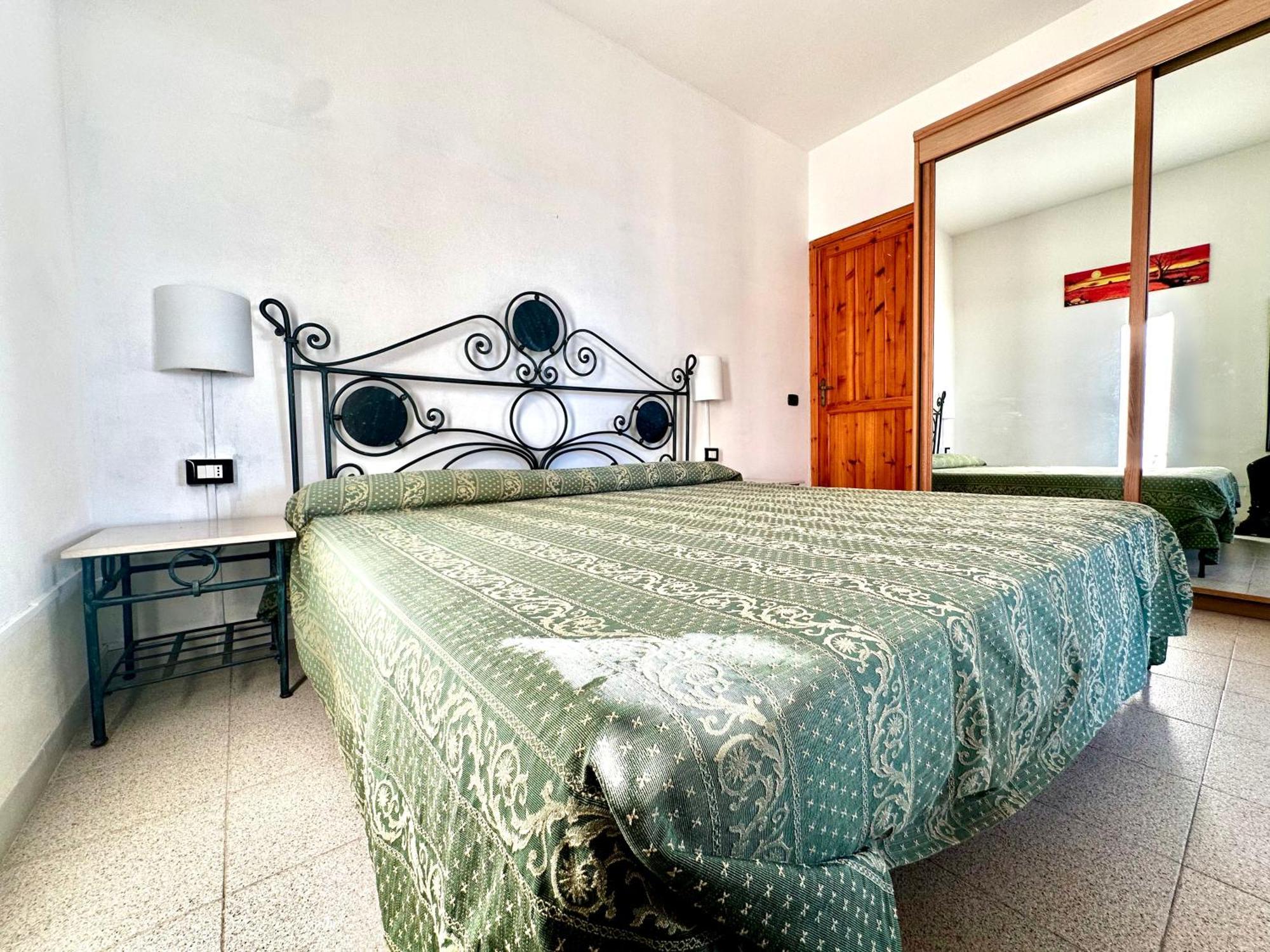 Casa Del Sole Apartment กัมโปเฟลิเช ดิ โรชเชลลา ภายนอก รูปภาพ